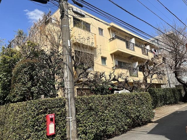 ファミールコーポ初台